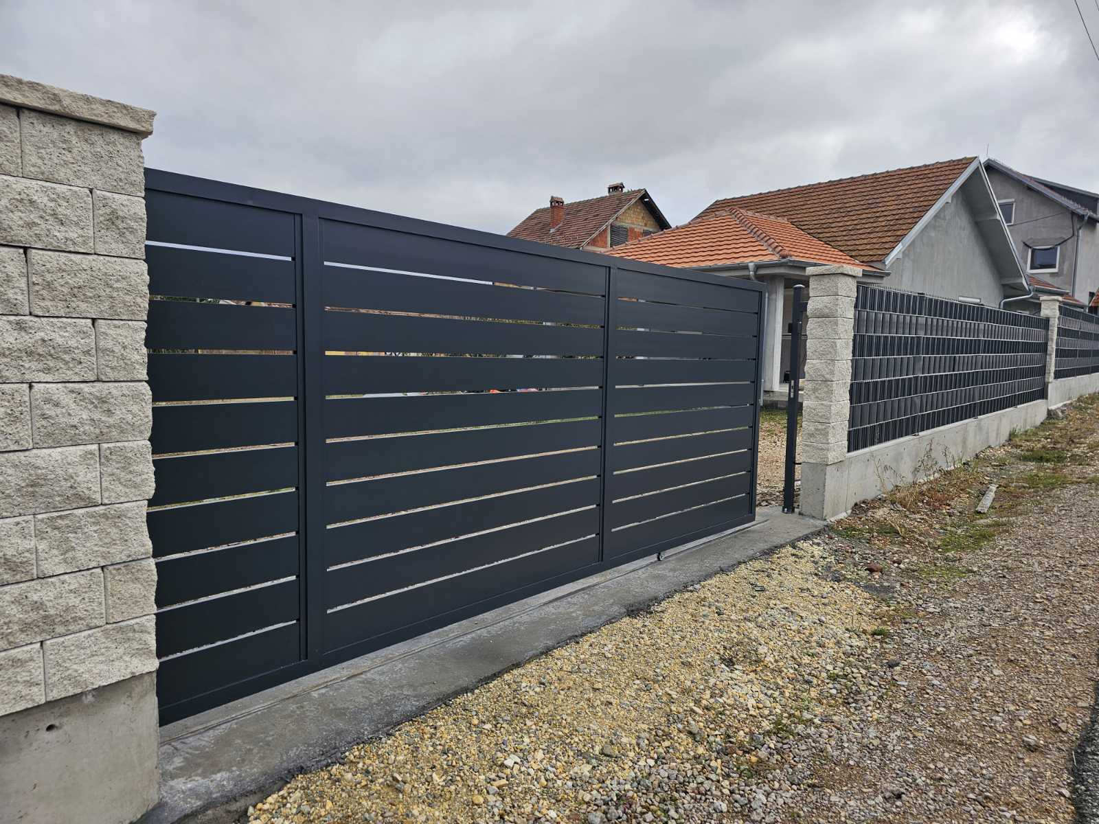Aluminijumske panelne ograde i kapije