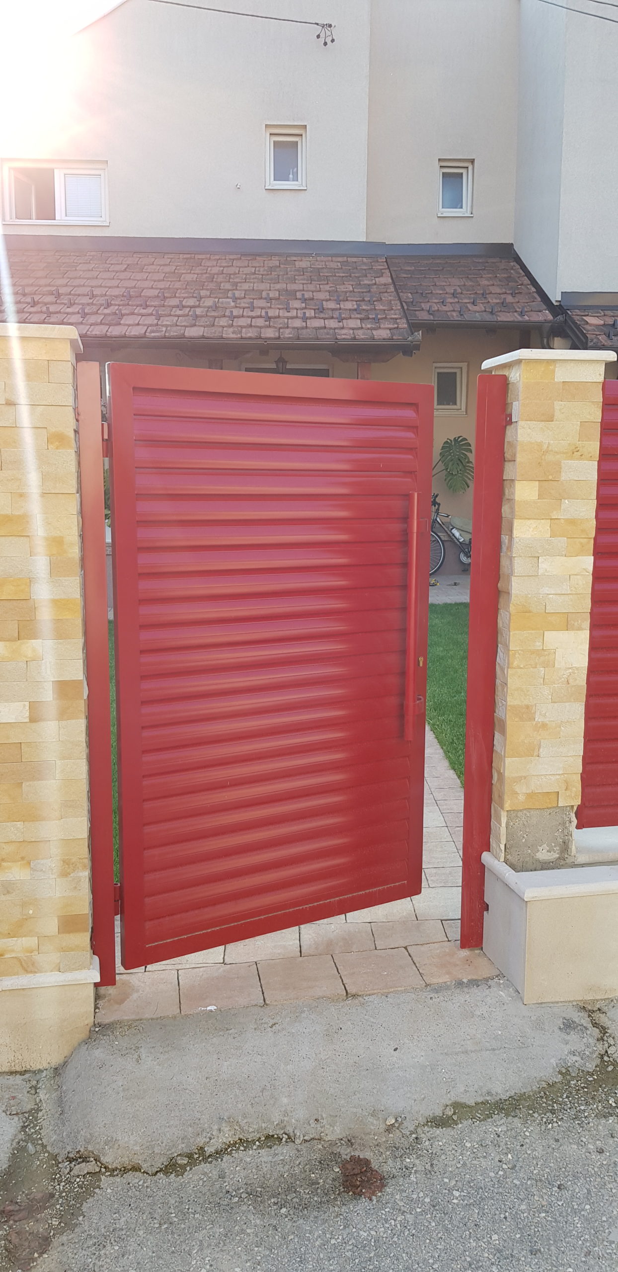 Aluminijumske panelne ograde i kapije