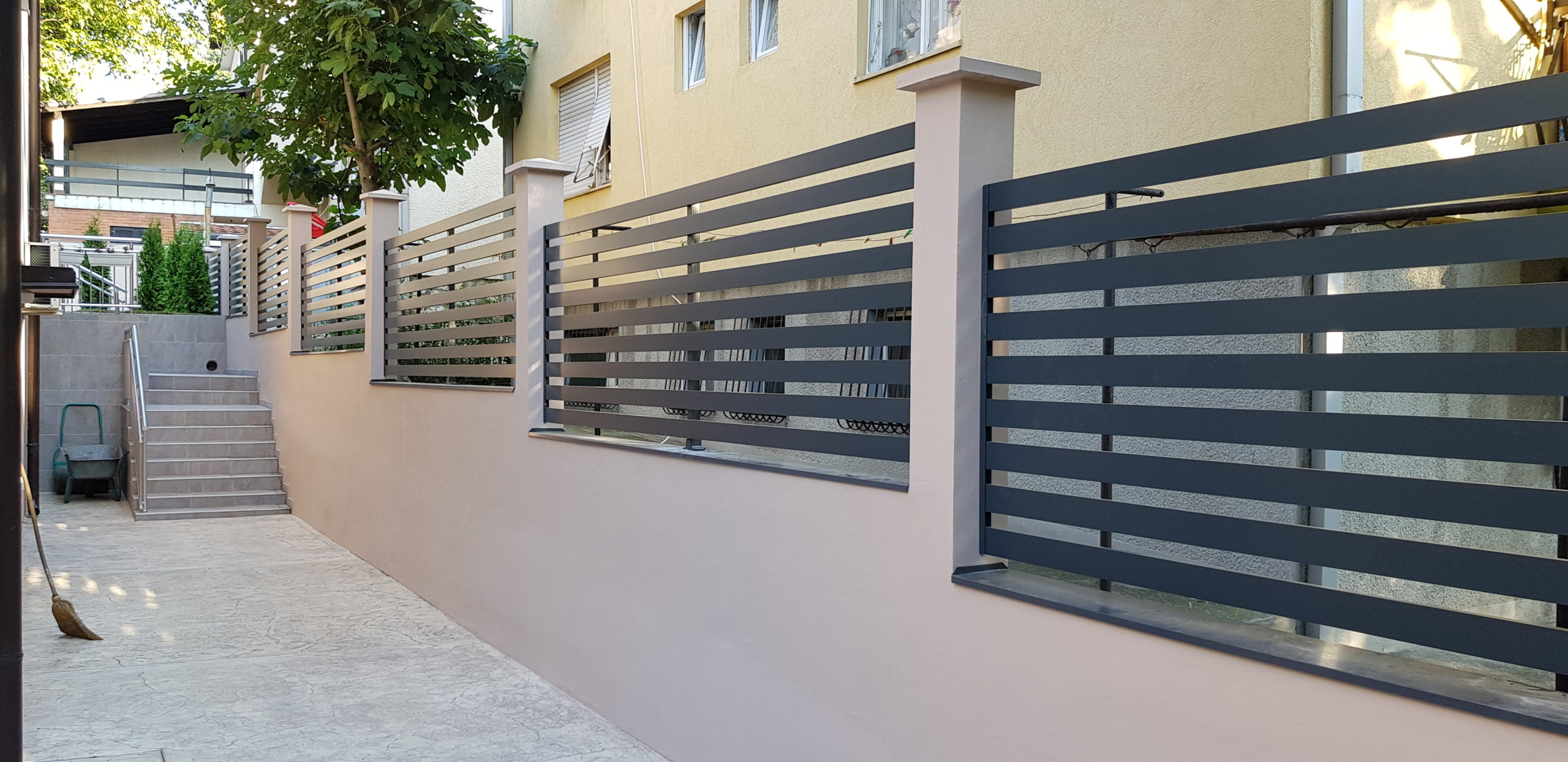 Aluminijumske panelne ograde i kapije