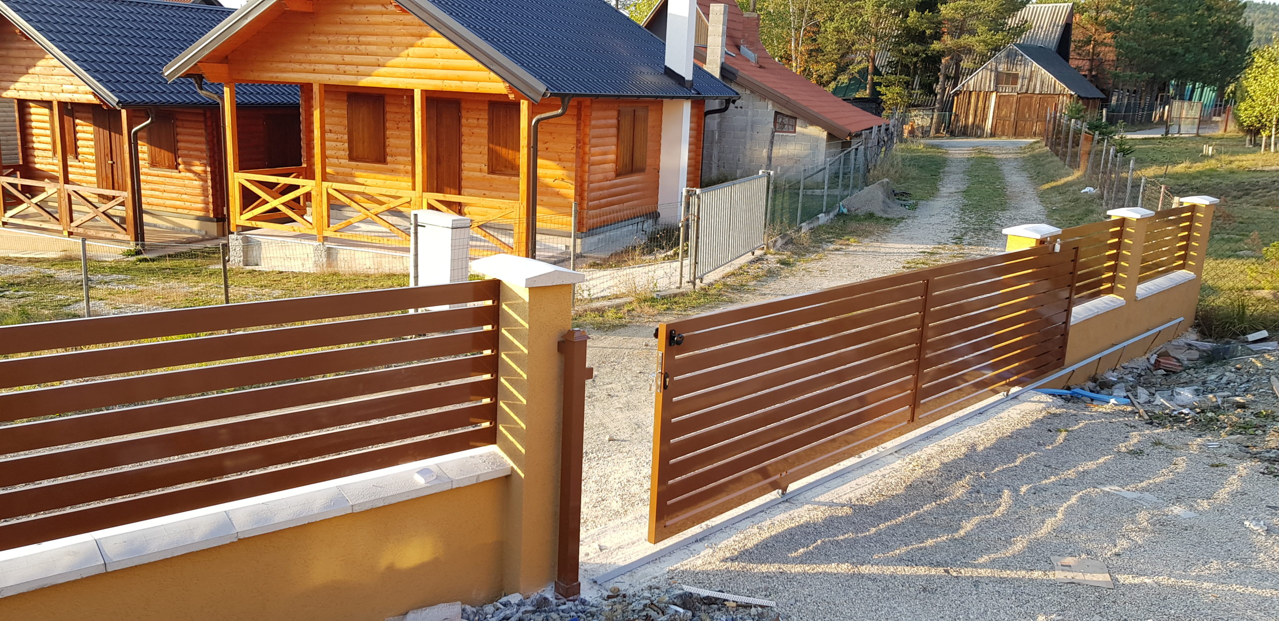 Aluminijumske panelne ograde i kapije