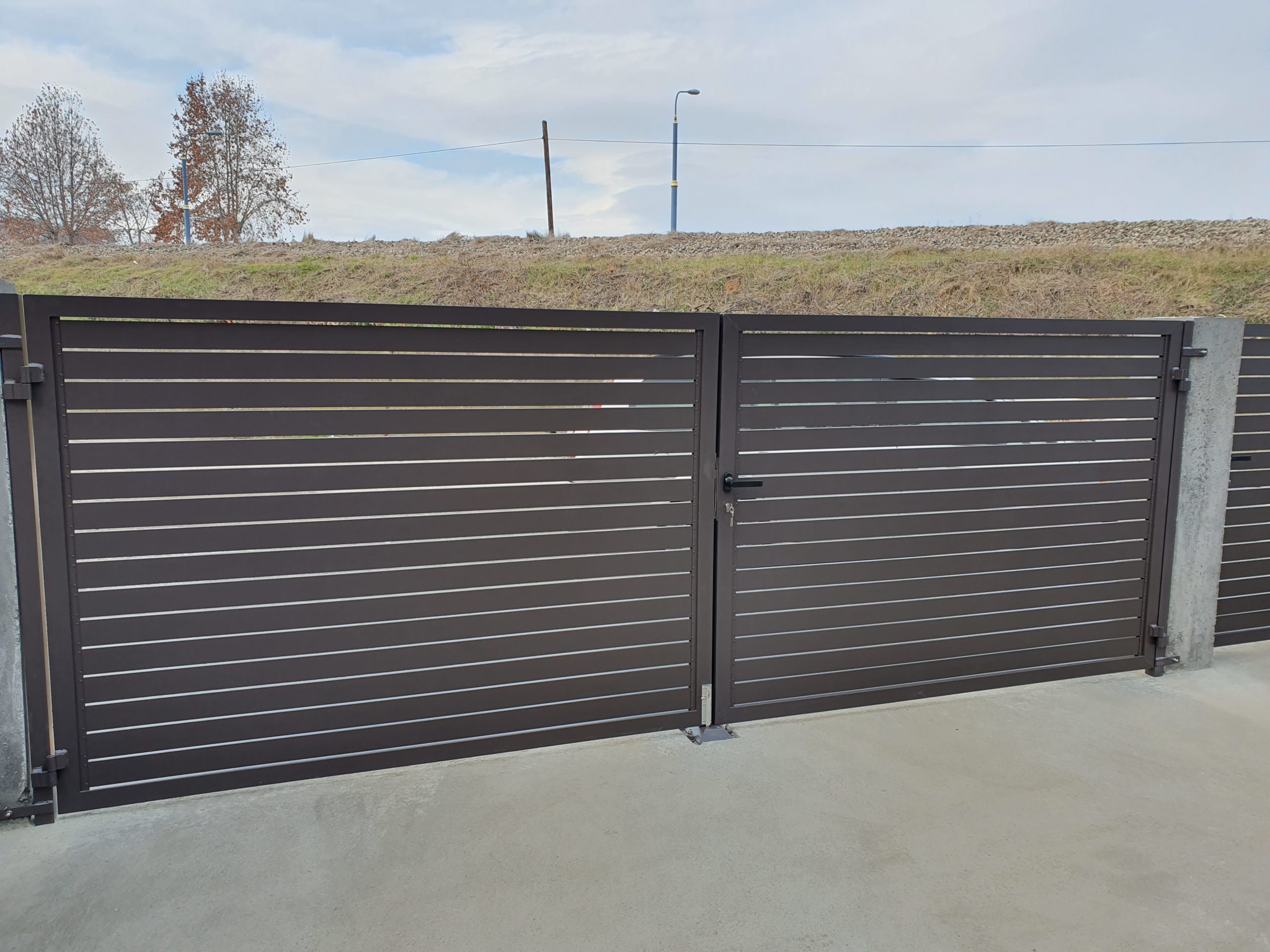 Aluminijumske panelne ograde i kapije